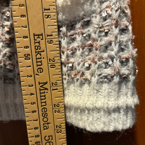 Textured Soft Cardigan Neutrals - Picture 7 of 8